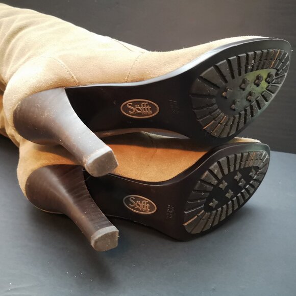 Sofft Ladies Size 7.5 Light Tan Knee High Heeled Pull On Style Suede Boots - Picture 4 of 10